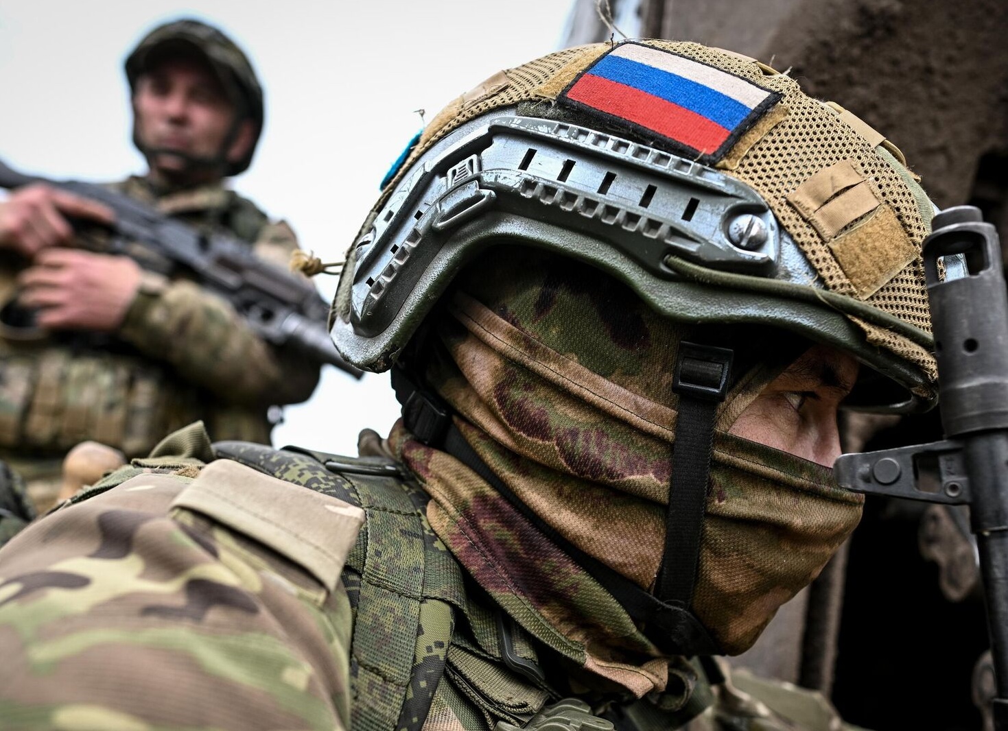 Минобороны: штурмовые отряды продолжают уничтожать ВСУ на западе Артёмовска